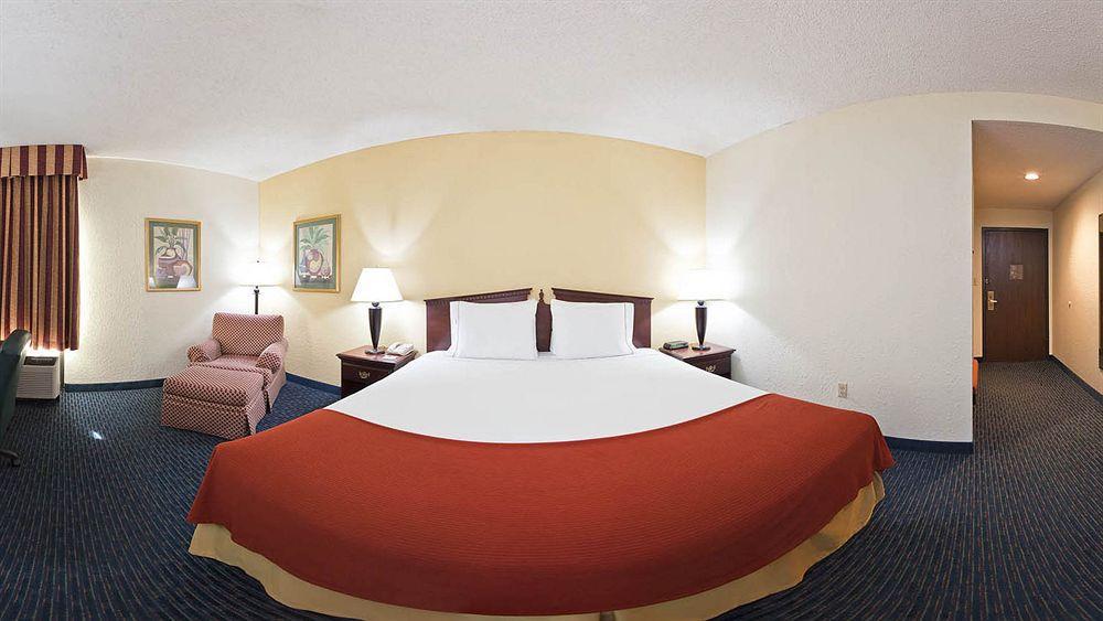 La Quinta By Wyndham Jonesboro Hotel Екстериор снимка