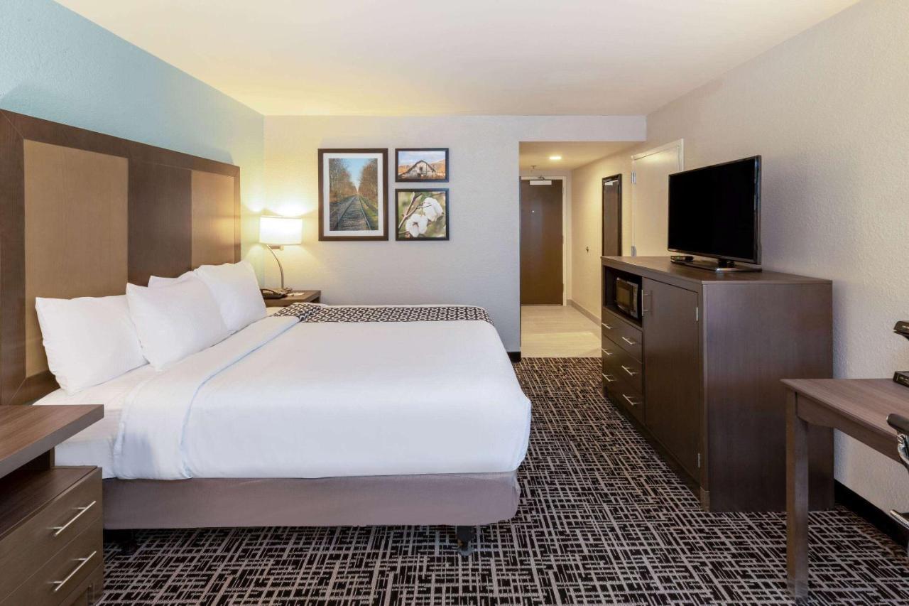 La Quinta By Wyndham Jonesboro Hotel Екстериор снимка